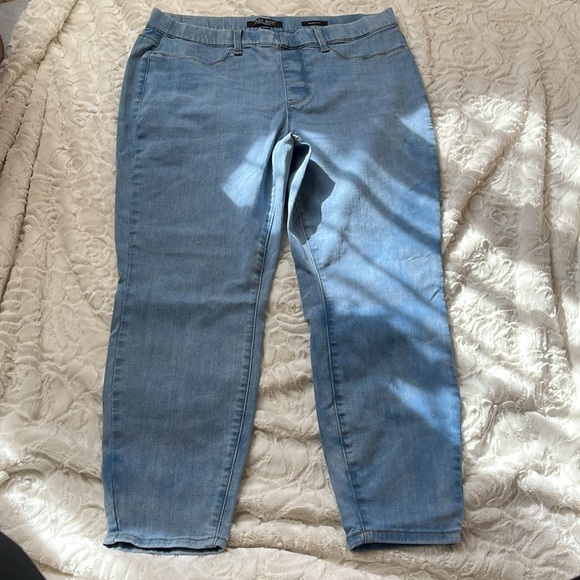 Judy Blue skinny fit jeggings 26” inseam - Picture 3 of 5